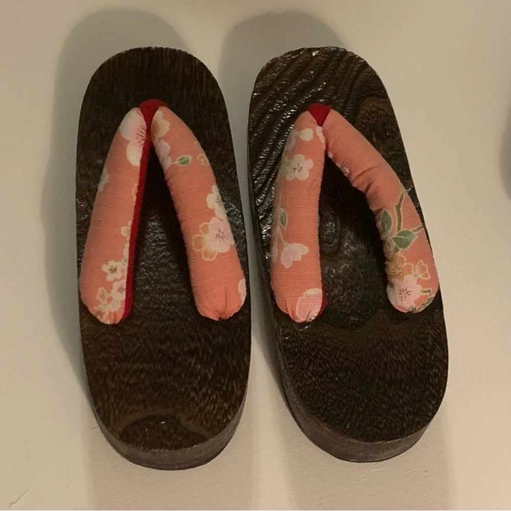 JAPANESE GETA WOODEN SANDALS PINK GREEN FLOWERS & BROWN